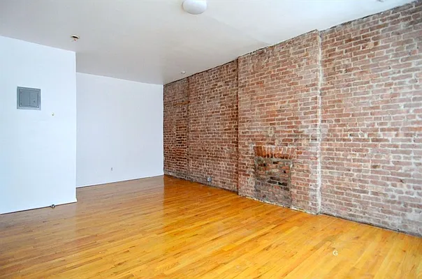 Rented by Citi Habitats | media 10