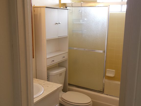 4th image of 716 Harvard Ave APT 3