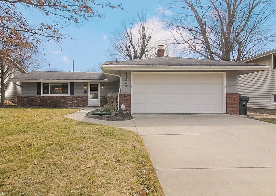1st image of 21861 Sherwood Dr