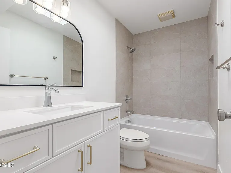 4235 N 13th Pl #1 — Photo 10