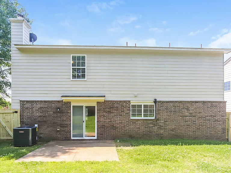 10108 Nolton Cir — Photo 17