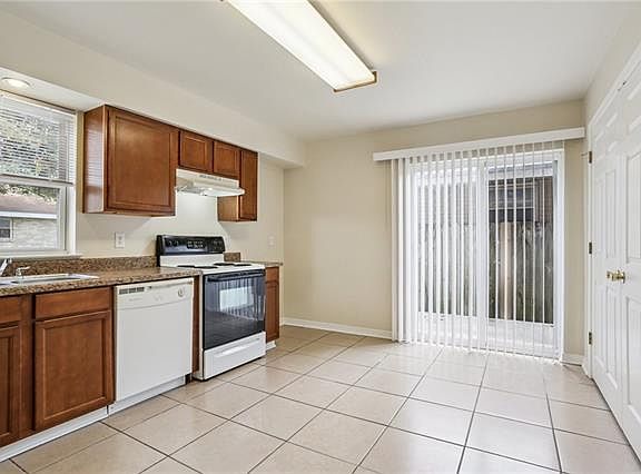 4th image of 2602 Chalona Dr APT D