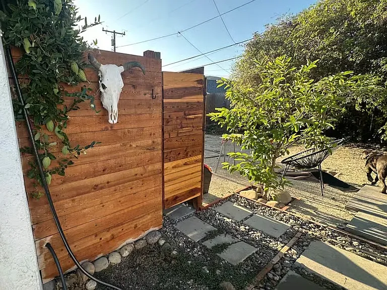 116 W Vince St — Photo 2