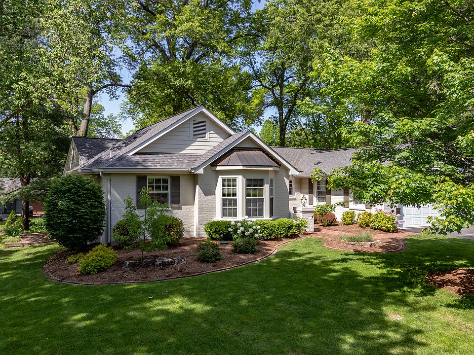 1st image of 615 Windrush Dr
