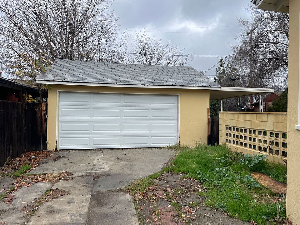 1st image of 1122 E Campus Way