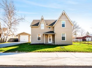 19 Yonge St S, Springwater, ON L0L1P0