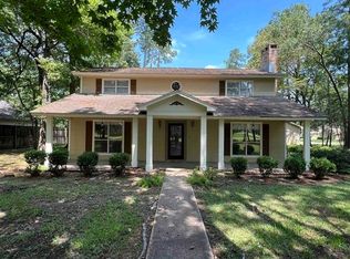 1030 Pine Timbers Dr, Sour Lake, TX 77659