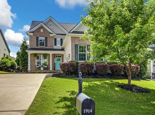 1914 Mostyn Ln, Apex, NC 27502