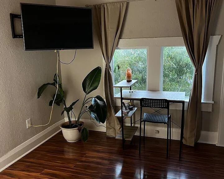 1011 E Curtis St #ADU — Photo 4
