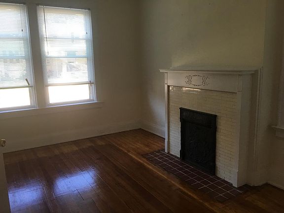 4th image of 1914 Waverly Avenue # 1 St Floor