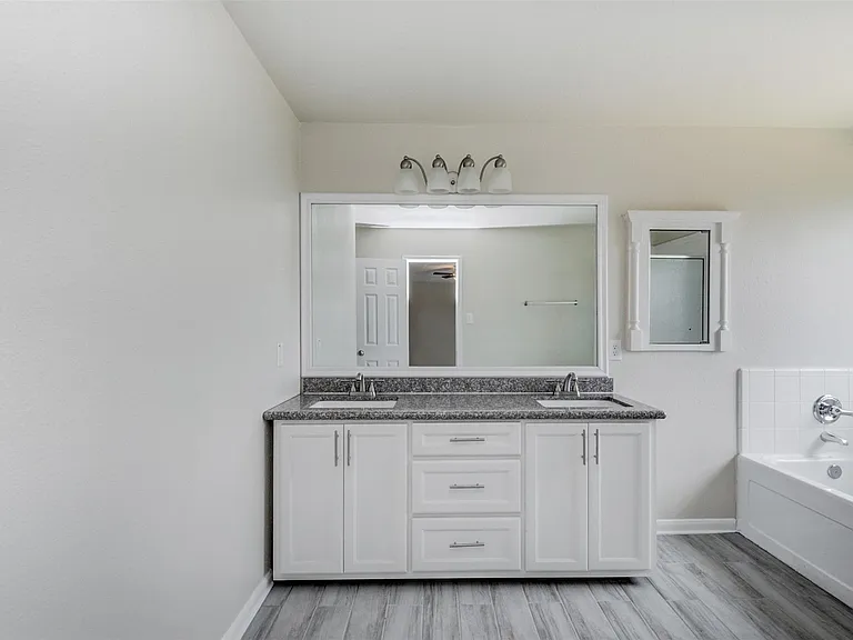 21515 Pointed Oak Ln — Photo 19