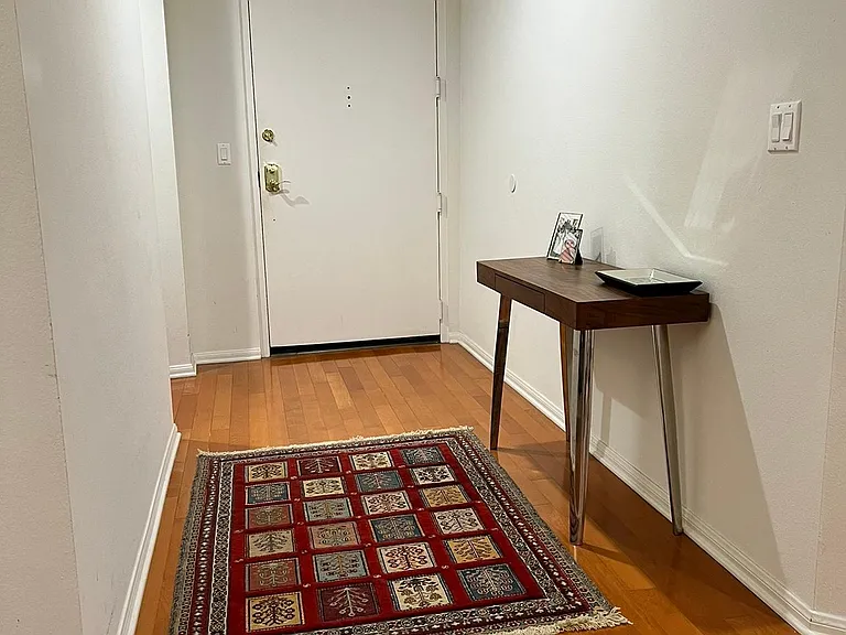 11628 Montana Ave #207 — Photo 4