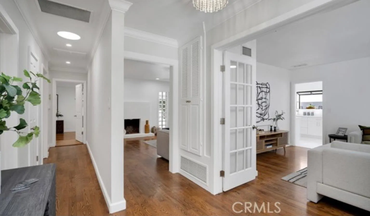 3 bed, 2177 sqft, $8,500 — Photo 4