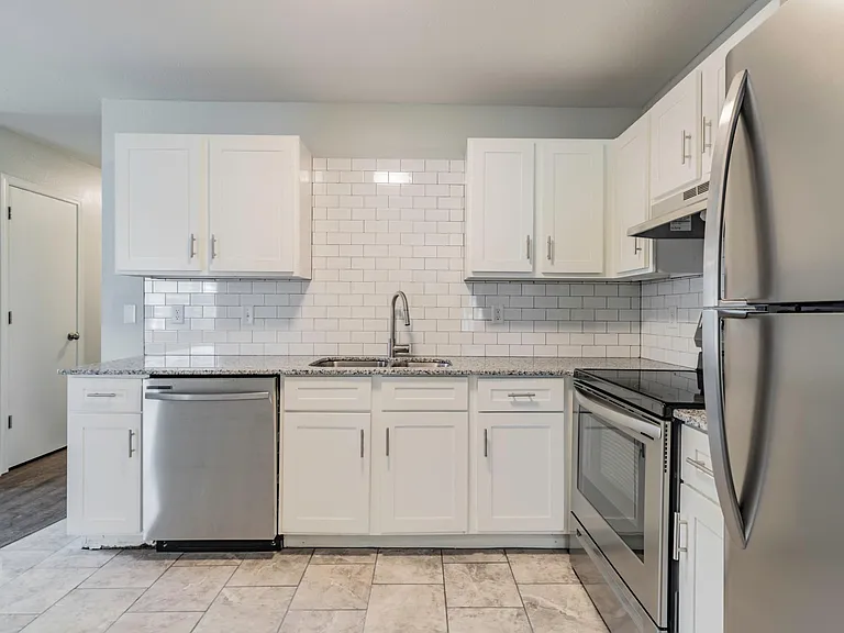 1514 N Dawn Dr — Photo 3