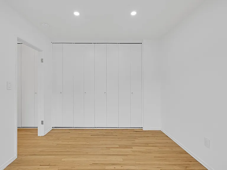 388 Courtland Ave #5C — Photo 8
