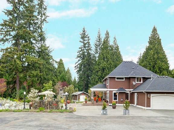 3rd image of 19422 40th Ave NW