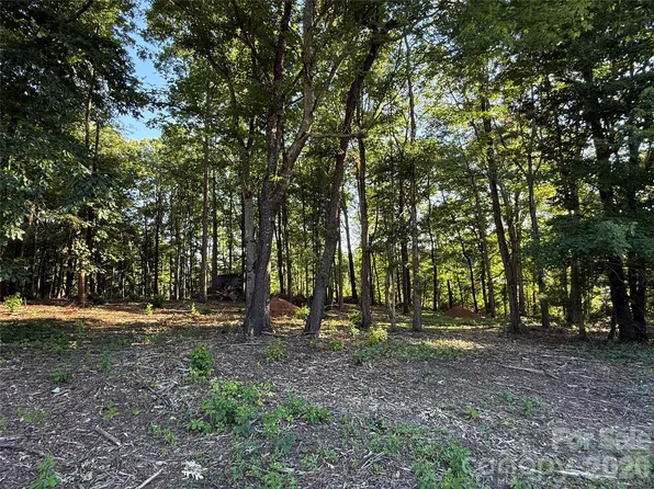 567 Legion Rd, Lenoir, NC 28645