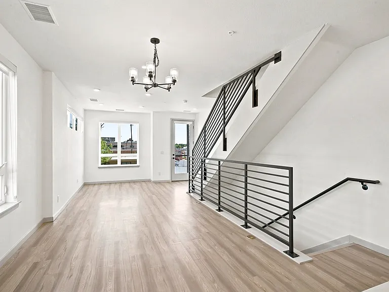 University Hills Townhomes — Photo 64