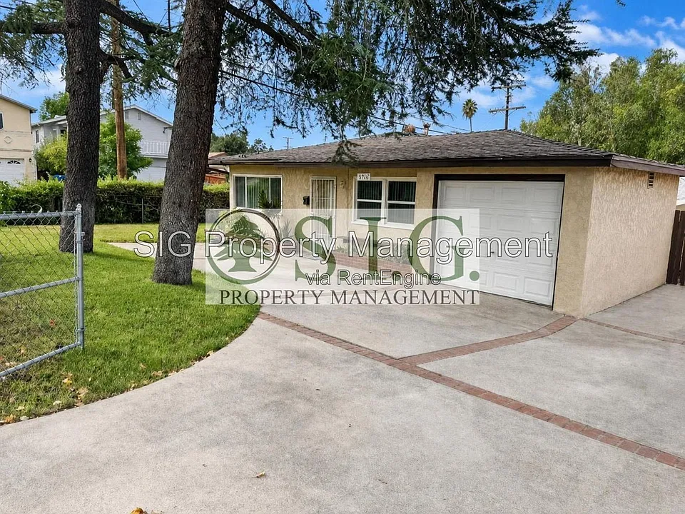 10907 McVine Ave