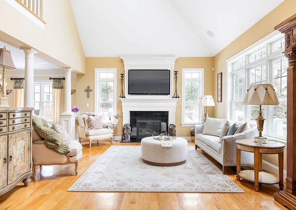 1st image of 192 Boston Post Rd Unit 8