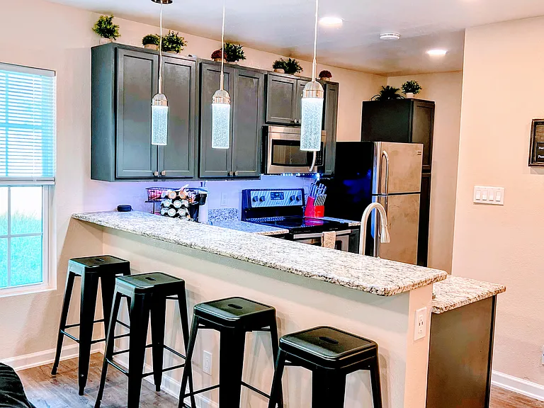 1335 Jewett St #2 — Photo 7
