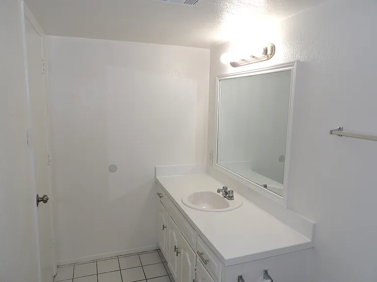 3100 Elizabeth St #101 — Photo 9