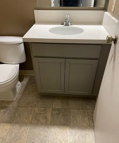 645 Beelard Dr — Photo 2