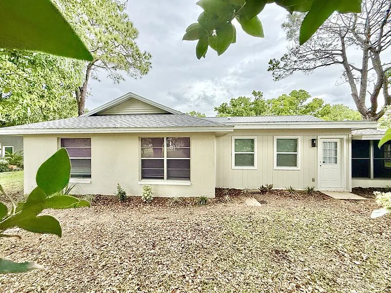 2869 Thistle Ct N — Photo 57