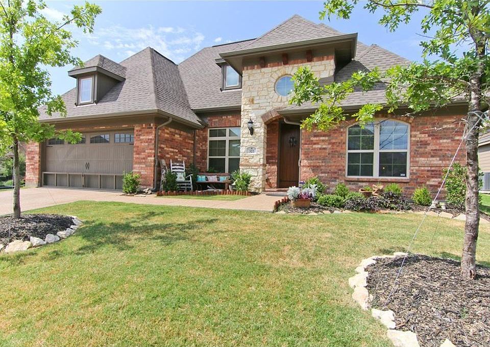 1st image of 322 Hawks Dr