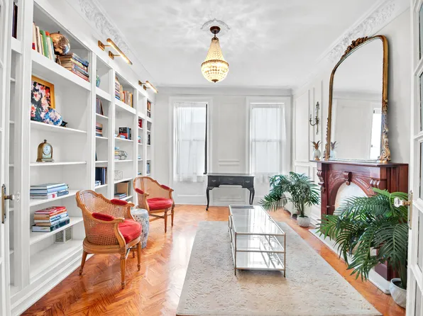 47 Fort Washington Avenue 55 image 2 of 19
