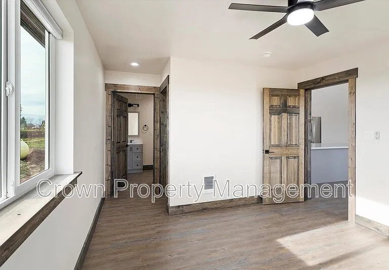 2401 Lower Valley Rd #B — Photo 11