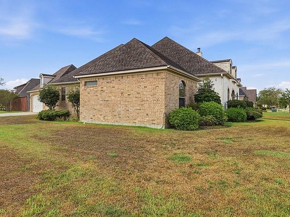 3rd image of 420 River Birch Dr