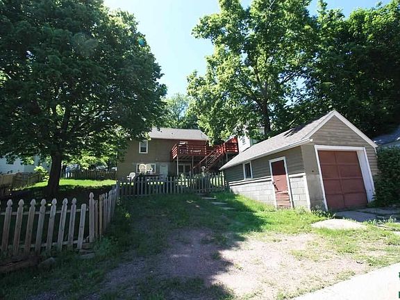 3rd image of 1906 Helmer St