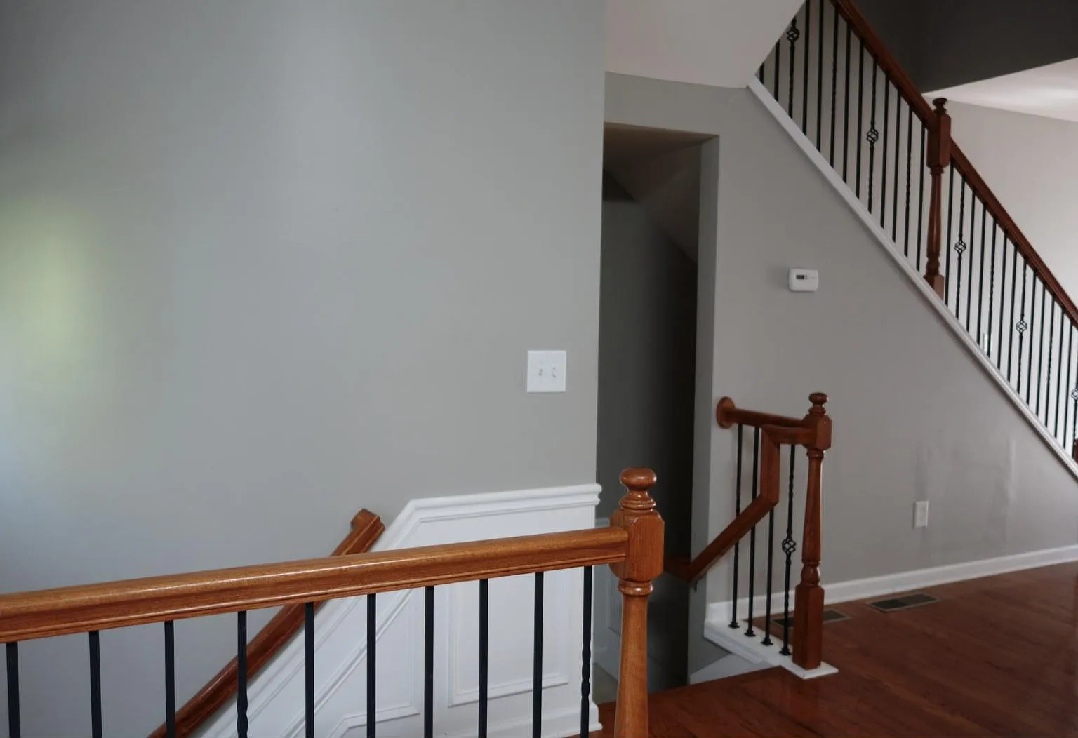 1390 Thornborough Dr — Photo 4