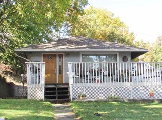 806 S Main St, Colfax, WA 99111