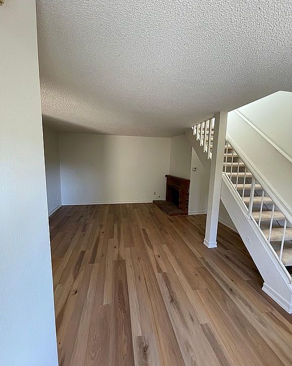 2nd image of 1796 Avenue De Las Flores