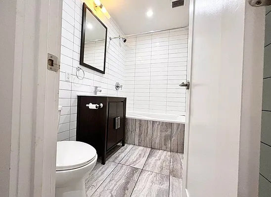 Rented by EastMount Realty LLC | media 9