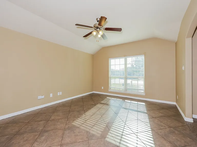 7681 Hollow Point Dr — Photo 3
