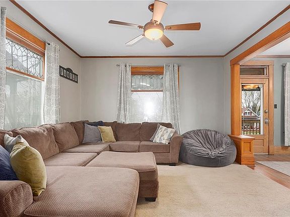4th image of 2721 Sacramento St