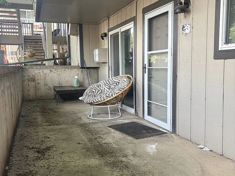 665 Manhattan Dr #1 — Photo 2