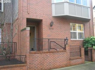 2370 NW Raleigh St, Portland, OR 97210