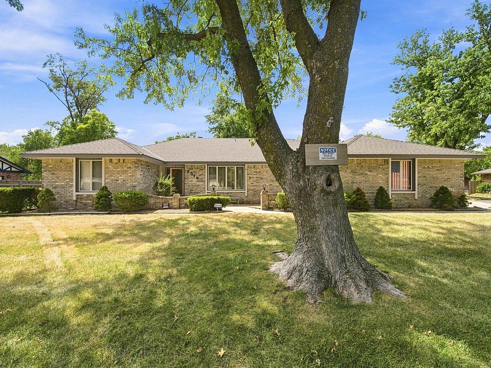 1st image of 2519 N Hyacinth Ln