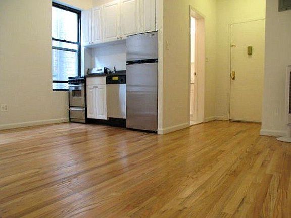 2nd image of 4518 30th Ave APT 2R