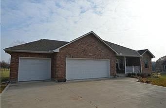 1st image of 3023 N Miller Dr