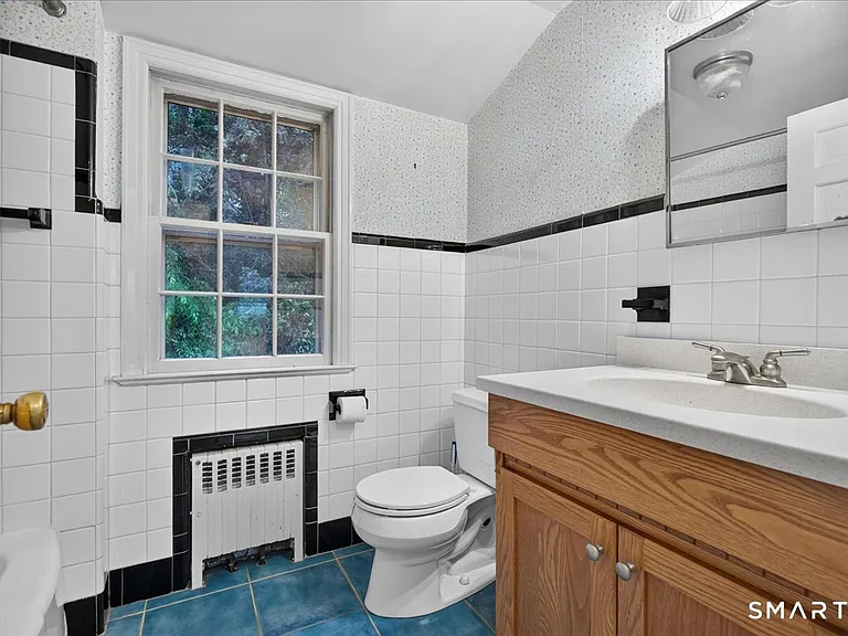 45 Richmond Ave — Photo 24
