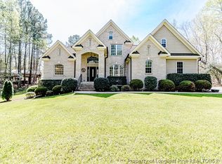 172 Canyon Creek Dr, Sanford, NC 27330