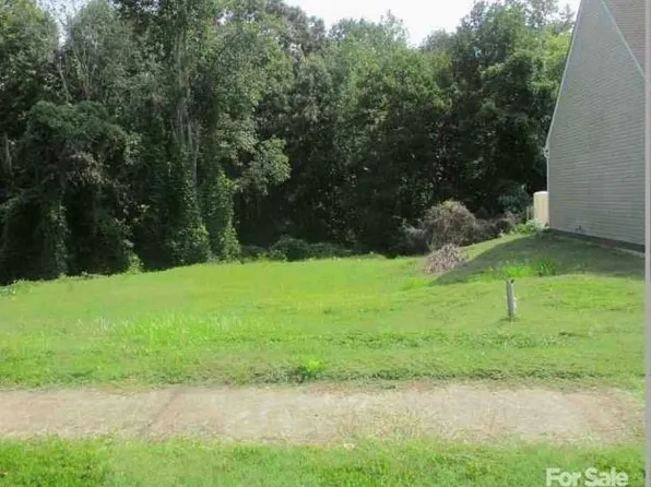 1905 9th Dr, Hickory, NC 28602