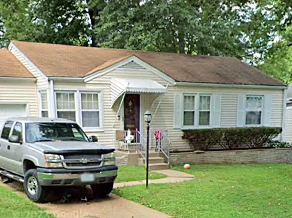 10513 Hoyt Dr, Saint Louis, MO 63137