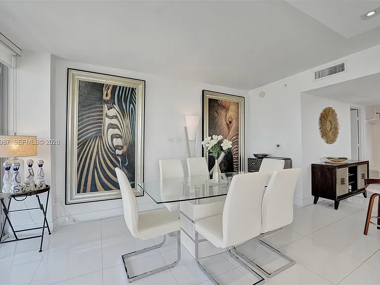 2600 E Hallandale Beach Blvd #T1902 — Photo 8