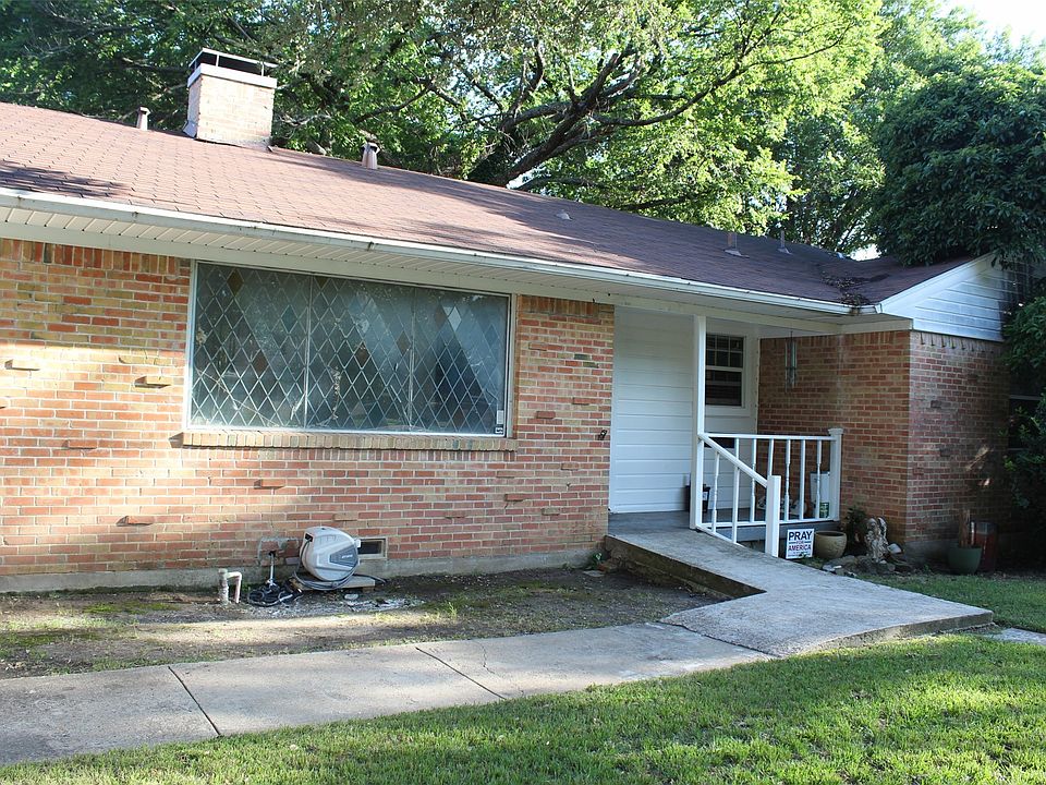 1st image of 612 Ranier Cir